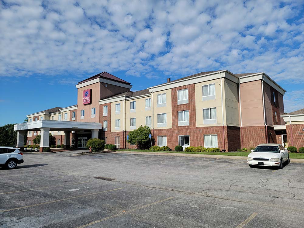 patoka lake hotels