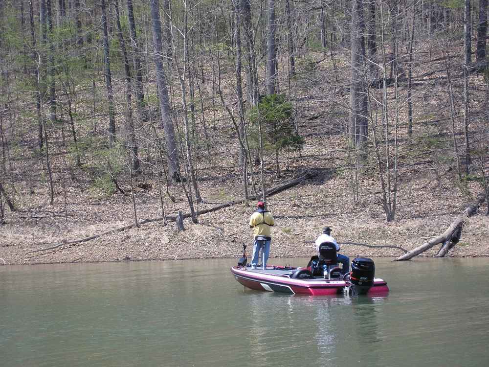 patoka lake fishing